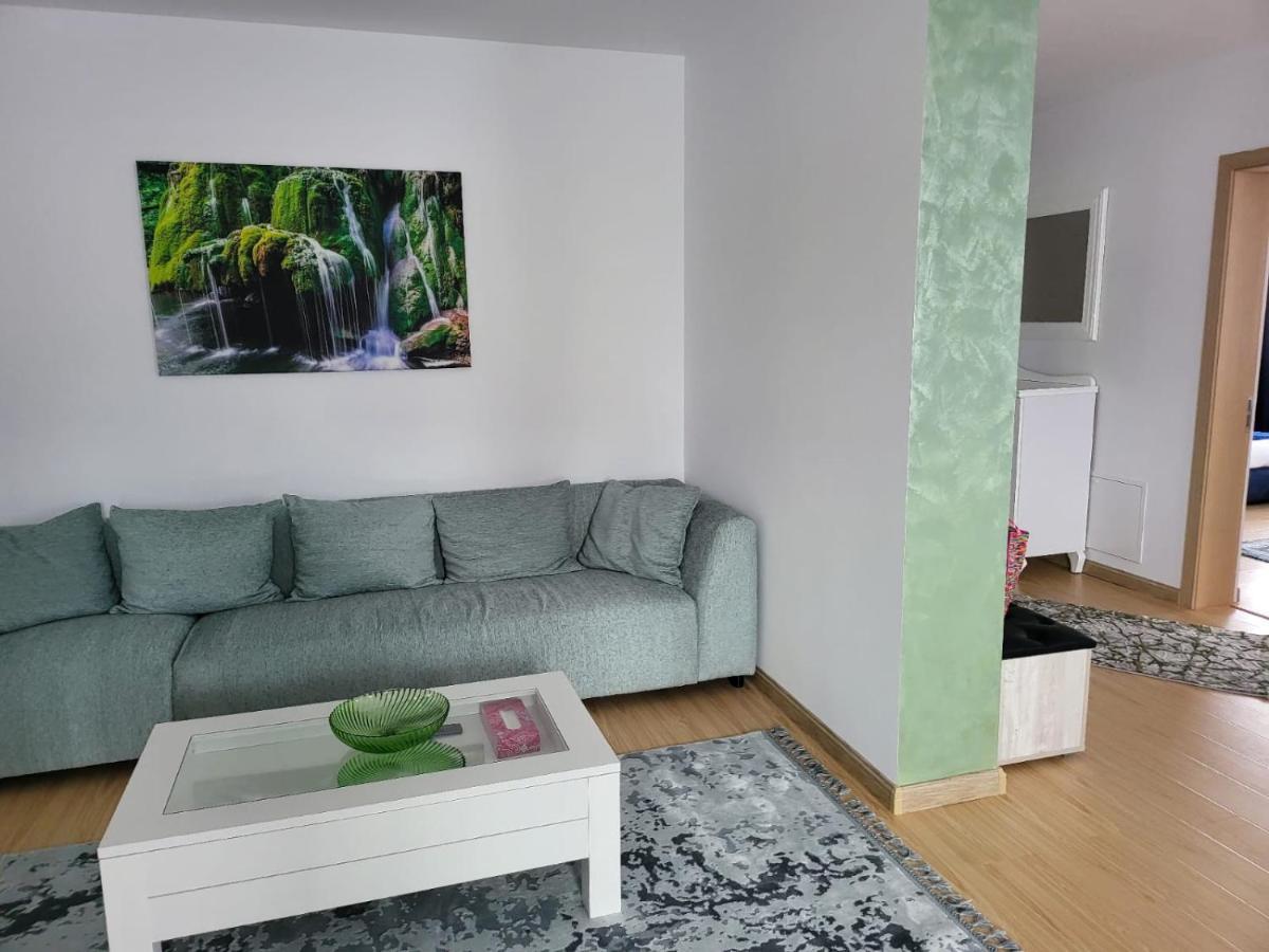 Bibis Apartments Nehoiu Ngoại thất bức ảnh